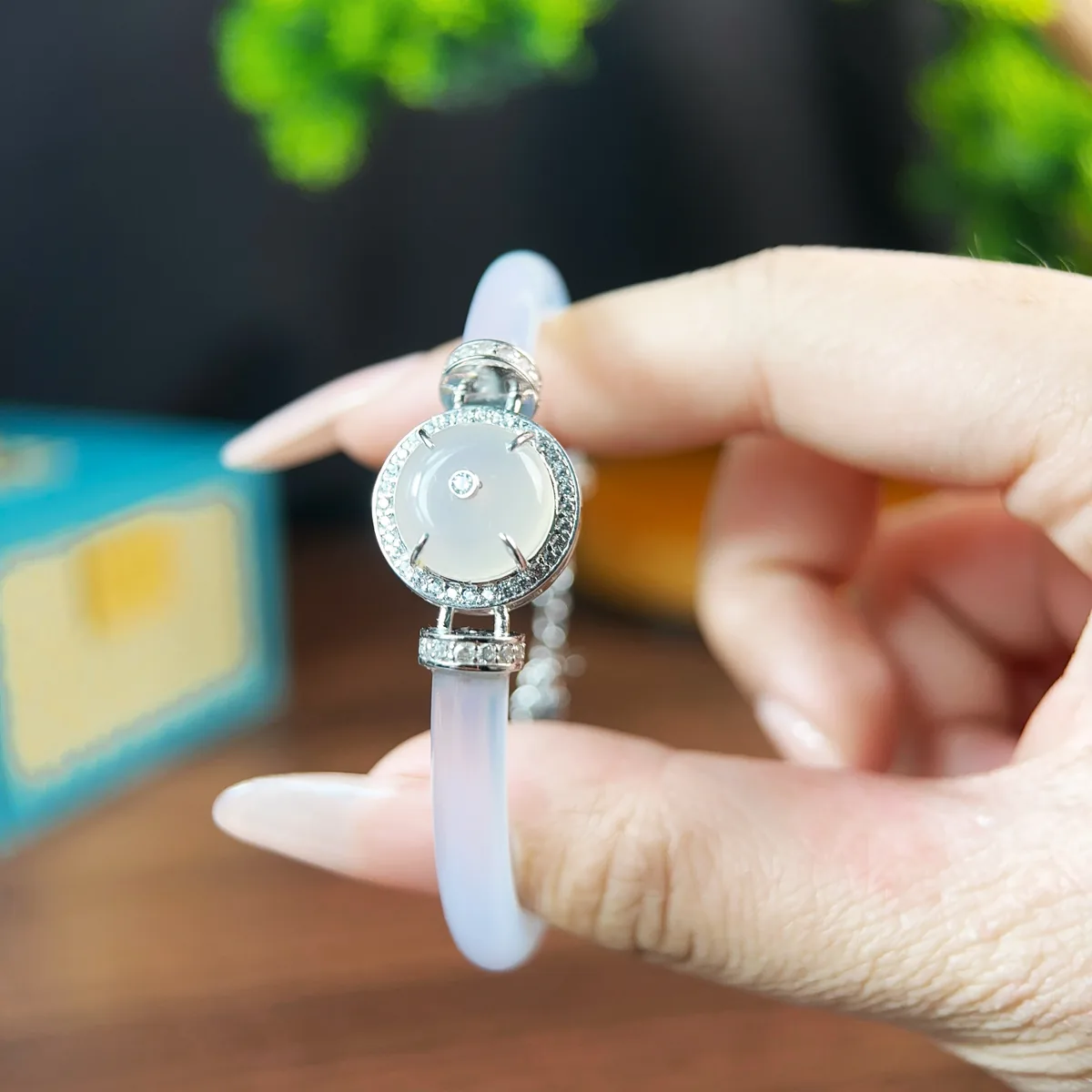 4. Lắc Tay Đồng Hồ Mã Não Size Nhỏ Dáng 2 · ảnh 5