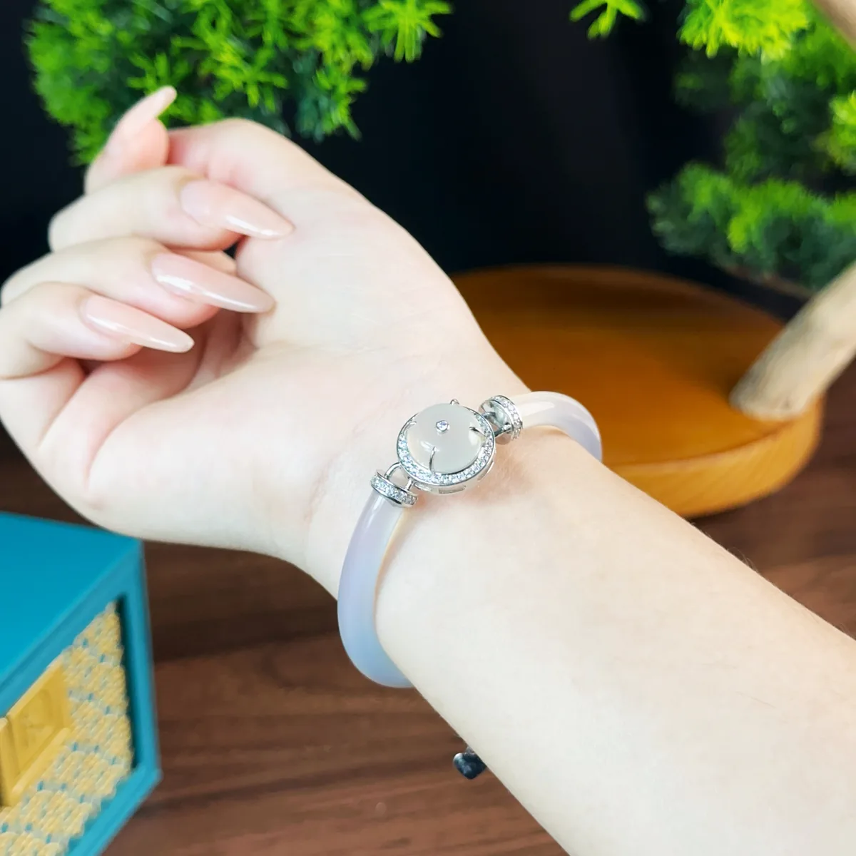 4. Lắc Tay Đồng Hồ Mã Não Size Nhỏ Dáng 2 · ảnh 3